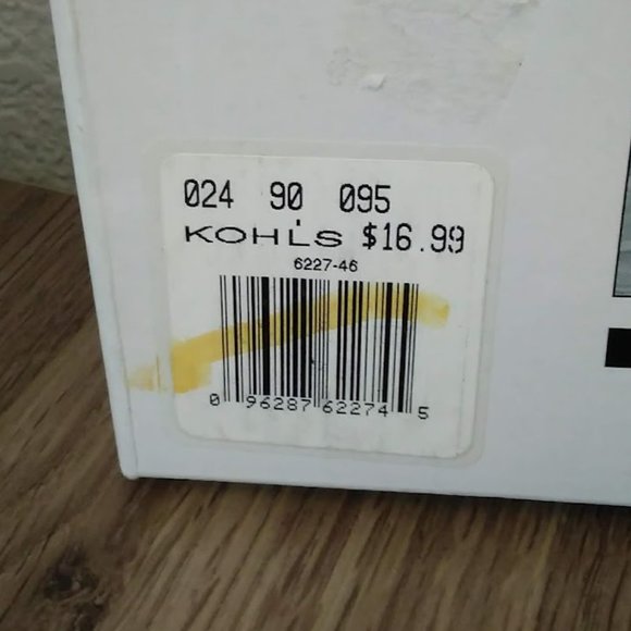 NIB 4 X 6 Ornate Frame - Picture 4 of 4